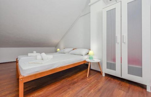 Nice Apartment In Lukovo Sugarje - Foto 40