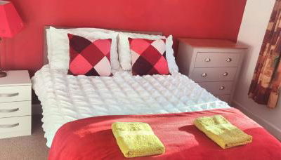 Parkside 2 bedrooms appartment with encolsed garden - Foto 2