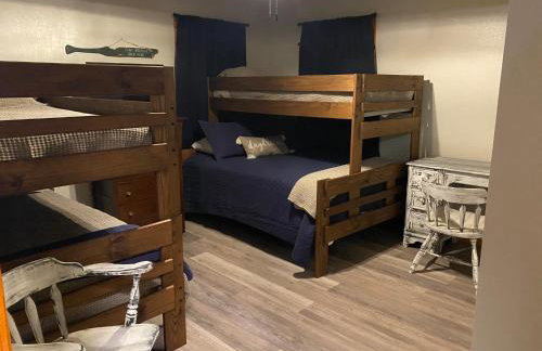 Off the Hook - Foto 18