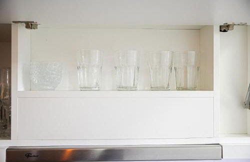 Aconchego e privacidade para sua família com 2 quartos, sala e cozinha integrados e sacada com churrasqueira - Foto 30