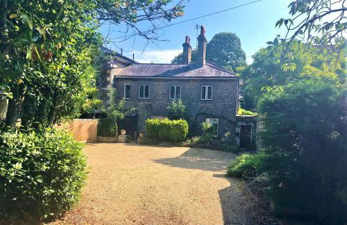 Gwydyr House - Photo 1