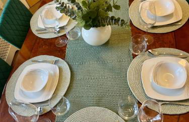 Comfy Chippenham Double Ensuite Home with Large Garden with Parking x 4 - Foto 8