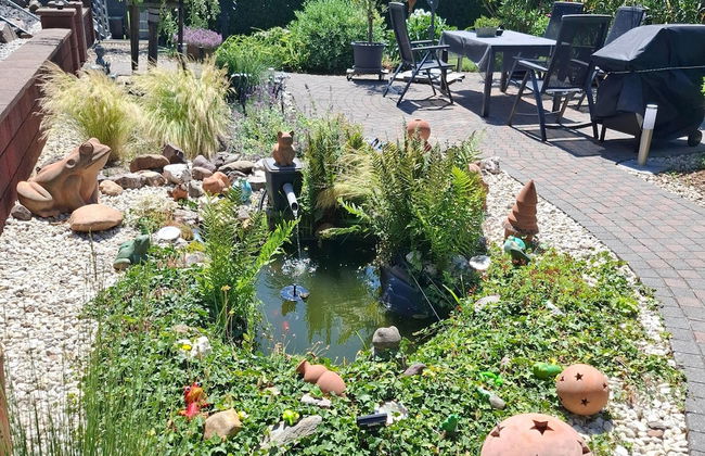 Garden Retreat With Pond View - Photo 27