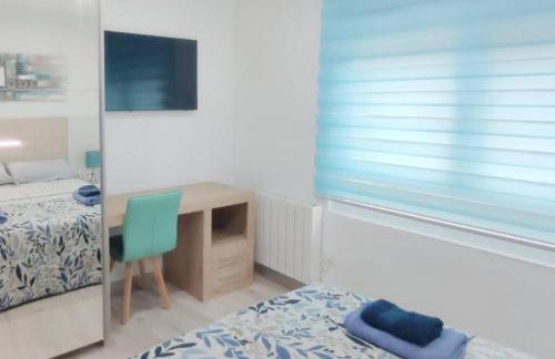 - LUJO - Parking, Maquina Arcade, Wifi y Netflix - Foto 6