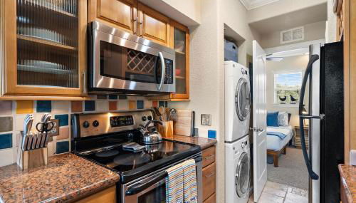 RETRO RETREAT in DTSP - Explore the downtown area - Foto 3, stove