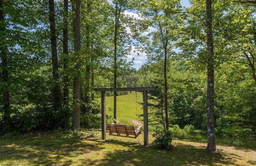 Heavenly Hideaway- Hot Tub, Firepit, Covered Patio - Foto 43
