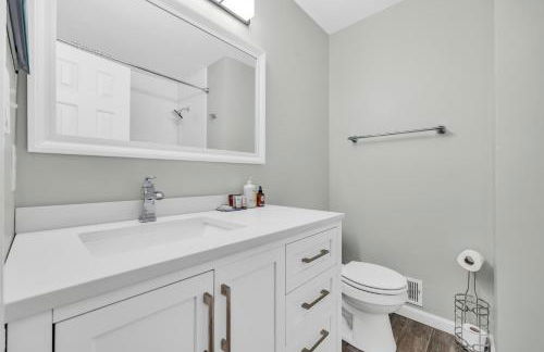 Lavish Abode! Newly Renovated and Decorated! - Foto 25