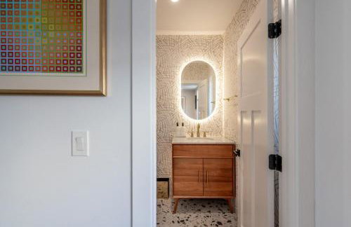 Phenomenal King, Air, Rooftop Deck, Walk to Beach - Foto 50