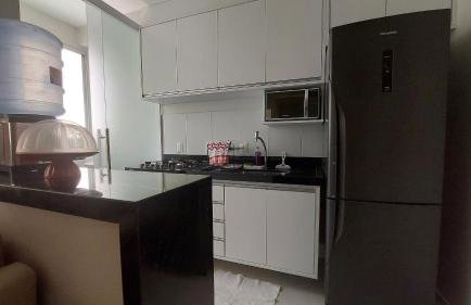 Apê confortável no Cond. Jardim dos Coqueiros - Foto 2