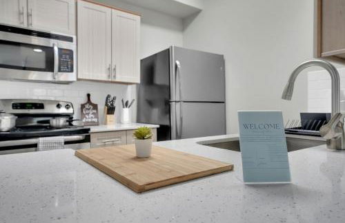 Serene 1BD Retreat - Pool, Gym & Free Parking! - Photo 9