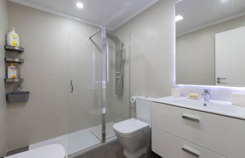 Los Alamos Beach Flat - Parking EV - Parking Free - Foto 13