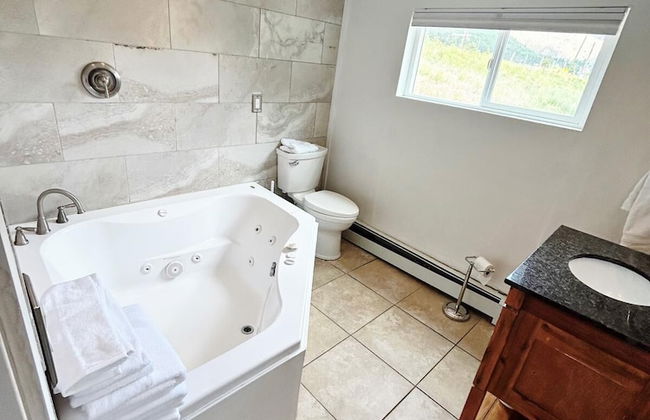 7 Bedroom on the Side of Pikes Peak on a Mountain Stream - Foto 31