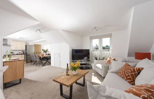 Bridge Apartment - Free Parking & WiFi - Near Perranporth Beach - Foto 6