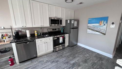 Beach Block Parking Modern Decor Porch - Foto 5