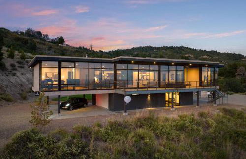 Secluded Dream Home with Hot Tub and Full Gym on 20 Acres - Foto 1