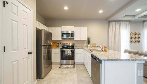 Gorgeous, Brand New 3 Bedrooms Home- Built 2024, Near SeaWorld & Lackland AFB - Foto 4