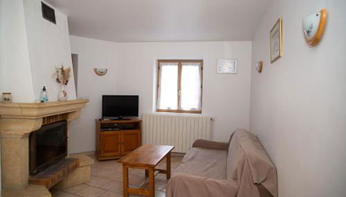 Gîte Gîtes de France 4/6 personnes à Chasseradès - Foto 4