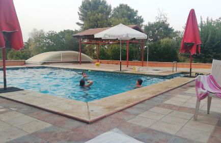 Spacious Garden Villa, private pool, huge grounds with orange trees - Foto 19