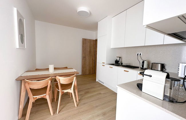 Modern Holesovice Apartment - Foto 8