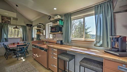 Fire Pit and Gas Grill Secluded Studio in Milford! - Foto 4