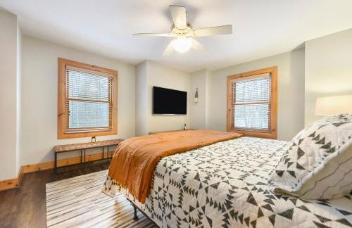 Jamesons Cabin! 8 Minutes to Wisp, HotTub, FirePit, Pets, EV Chgr - Foto 15