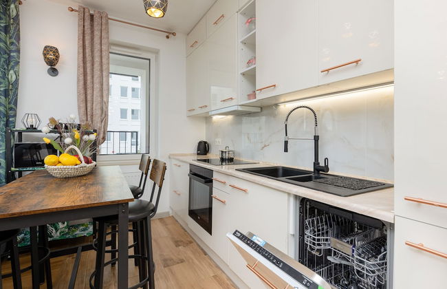 Apartment Kotsisa + Parking by Renters - Photo 10