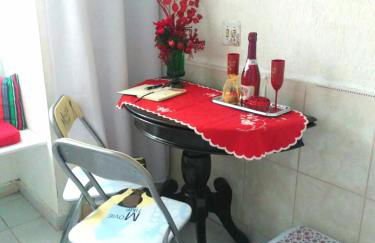 Apartamento Studio ao Lado da Praia com Wi-Fi e TV Smart - Foto 13