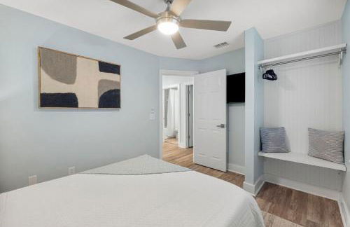 Blue & Red Neptune by Nautical Properties Vacation Rentals - Foto 48