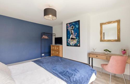 2BR Flat, Free Parking, WiFi, Smart TV - Foto 9