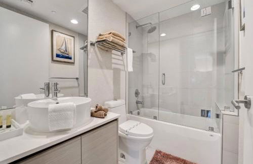 Luxury Waterfront Suite with Great Views - Foto 39