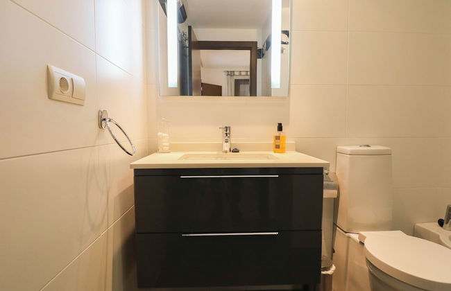 2 Room, Sleeps 4, Parking, 4 Pools, Sea 1st Line - Foto 13