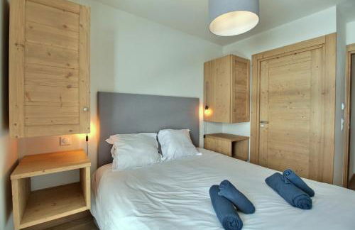 ARC 1600, LE RIDGE, Appartement 10 personnes Duplex Vue Montagne - ski aux pieds - Sauna, Hammam, Piscine, Salle de salle de sport-fitness - Foto 21