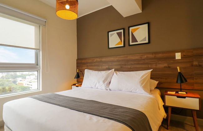 w Admirable 2BR w Modern Balcony in Miraflores - Photo 18