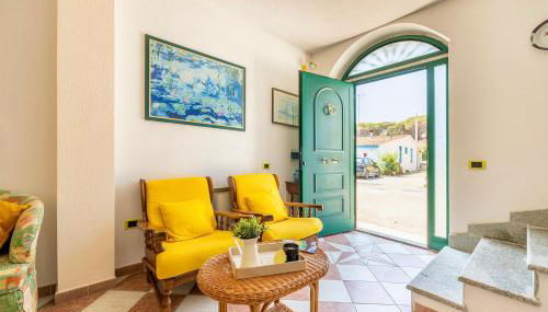 House 8 beds overlooking a pine forest at just 600 mt from the sea - Foto 2