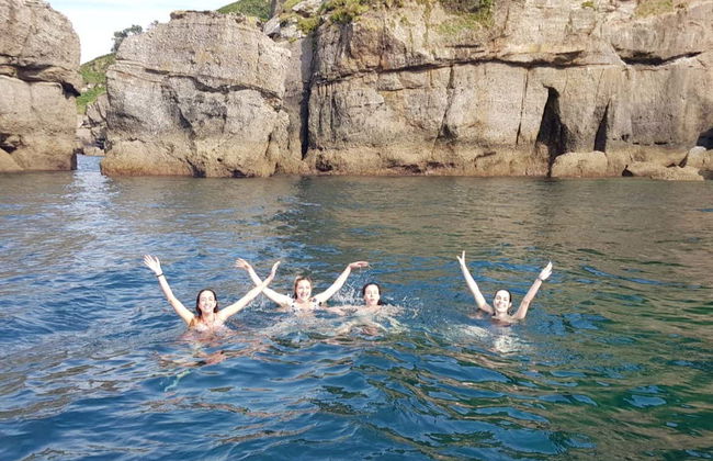 Balade en bateau à moteur sur la côte de Gijón - Photo 6