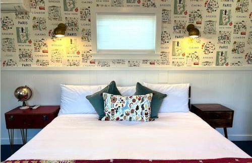 Urban Luxe Retreat l King Bed l Kitchenette - Photo 22