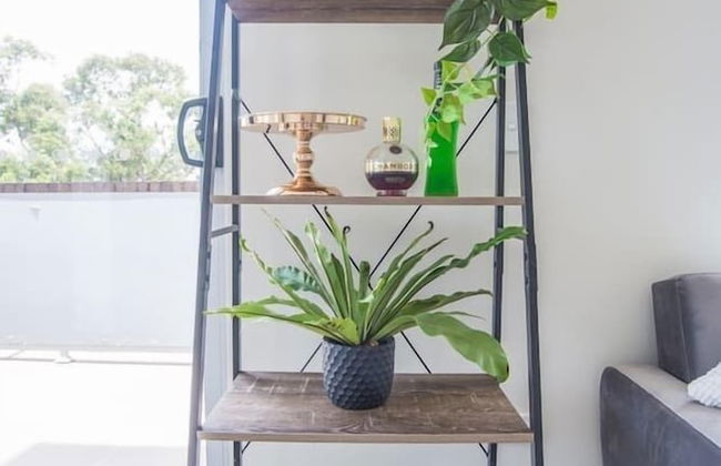 Designed Home Of Ultimate Convenience In Gordon - Foto 18