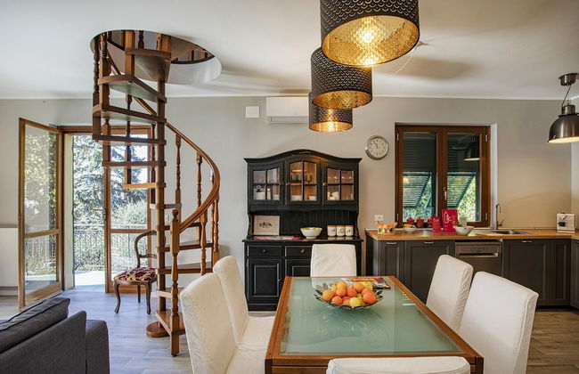 Seaview Apartment With Garden in Recco by Wonderful Italy - Photo 1