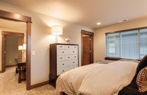 Luxury Townhome on the Park with Bridger Mtn Views - Foto 4