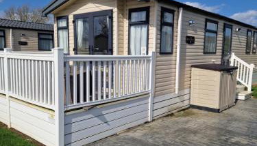 AMC Flamingo Land Caravan, Motorhome & Campervan Hire - Foto 5