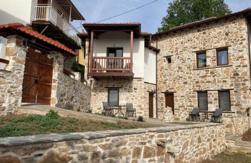 Annousa's House & Studios - Photo 77