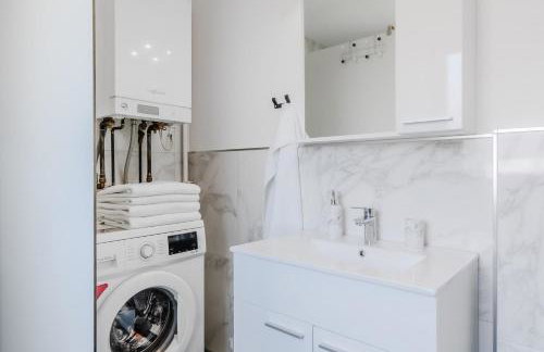 Timber Cottage With Pool - Happy Rentals - Foto 27