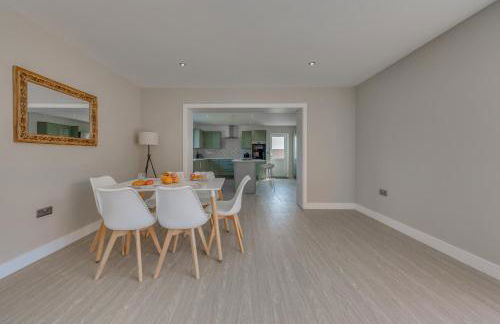 Luxury Isla Cottages Bourne, Dog Friendly with Garden, Parking, Countryside Views, Family Holidays & Easy Access to Town - Foto 67