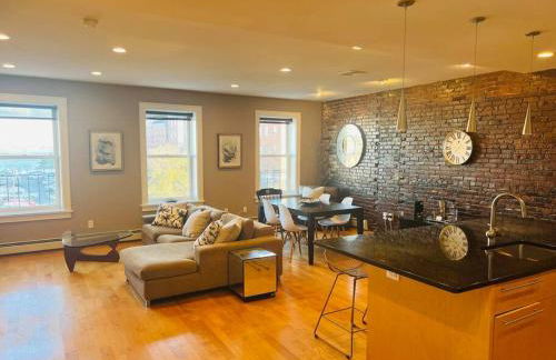 Boston Harbor views Modern north end condo FREE PARKING! - Foto 41