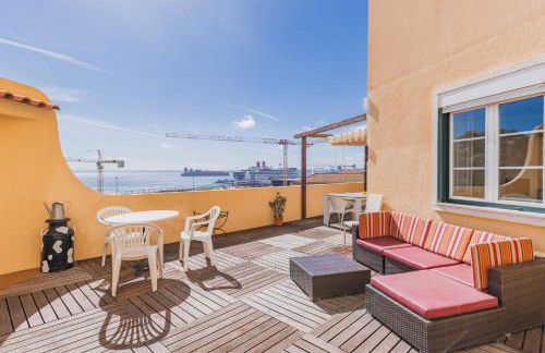 70m2 Tagus River Terrace in Alfama By LovelyStay - Foto 12