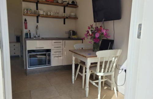 Bay Tree Cottage Accommodation - Photo 53