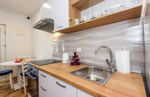 Apartment Đego near Ploce, riverfront, parking - Photo 9