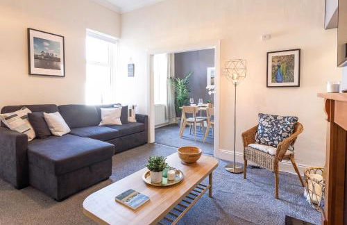 Cozy Coastal Getaway - Foto 19