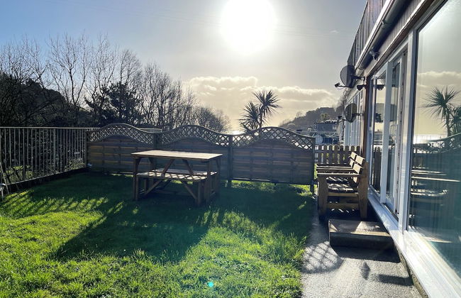 2 Bed Villa Sleeps 4 - Wifi, Garden, Sea Views - Foto 34