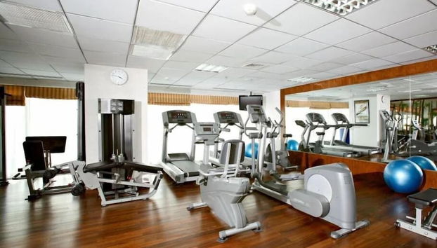 Losso Night Life D1 GymBarJapTown - Foto 5, Servicio de la habitación